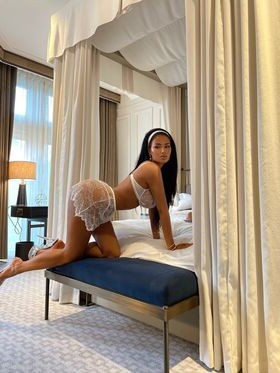 Adele Grisoni Nude Leaks OnlyFans Photo 53