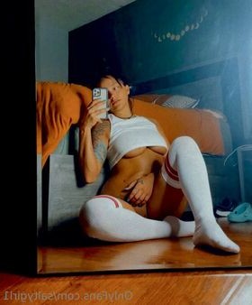 Saltygirl1 Nude Leaks OnlyFans Photo 3