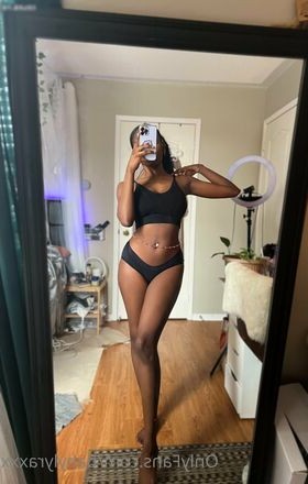 babylyraxxx Nude Leaks OnlyFans Photo 183