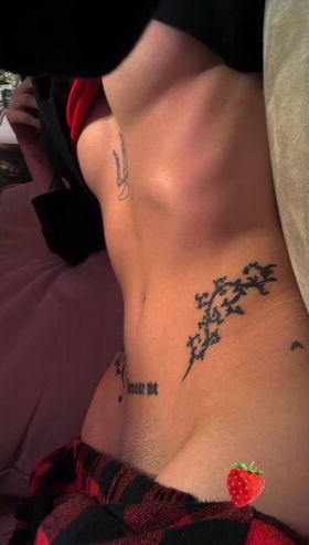 Adele.grd Nude Leaks OnlyFans Photo 3