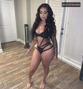 Saramolina Nude Leaks OnlyFans Photo 2