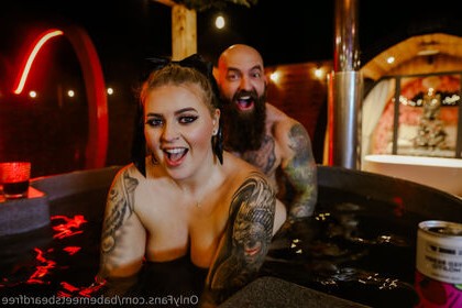 babemeetsbeardfree Nude Leaks OnlyFans Photo 45
