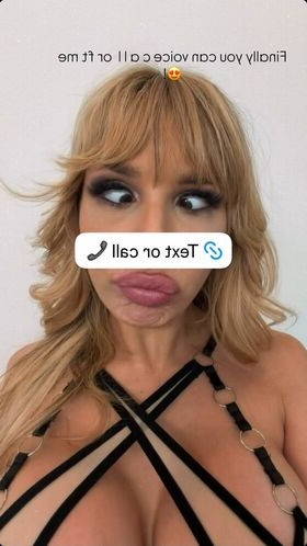 Carmen Caliente Nude Leaks OnlyFans Photo 121