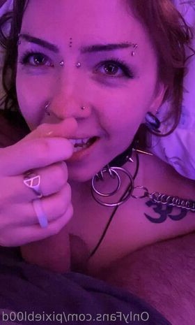pixiebl00d Nude Leaks OnlyFans Photo 3