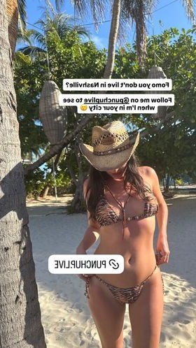 Daniela Mora Nude Leaks OnlyFans Photo 31