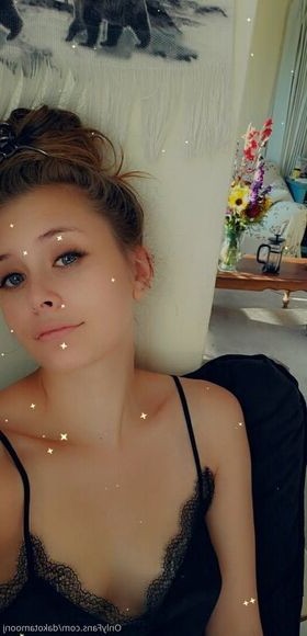 dakotamoonj Nude Leaks OnlyFans Photo 28
