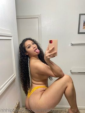 baddgirlriri Nude Leaks OnlyFans Photo 32