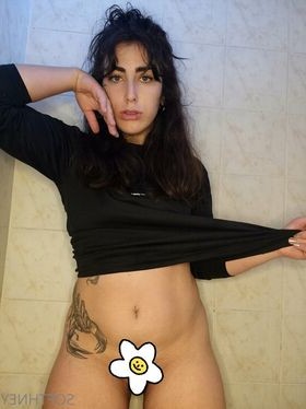 softhney Nude Leaks OnlyFans Photo 4