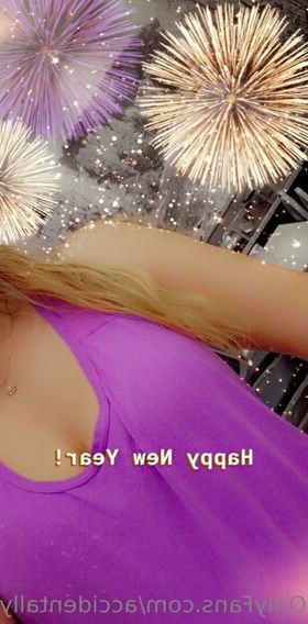 accidentallydelicious Nude Leaks OnlyFans Photo 6