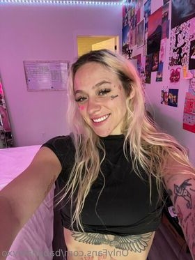 babyhaleyxo Nude Leaks OnlyFans Photo 53