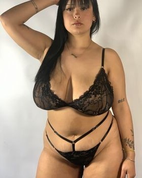 Camila Leguizamon Nude Leaks OnlyFans Photo 32