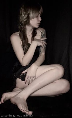 sadhearts Nude Leaks OnlyFans Photo 1