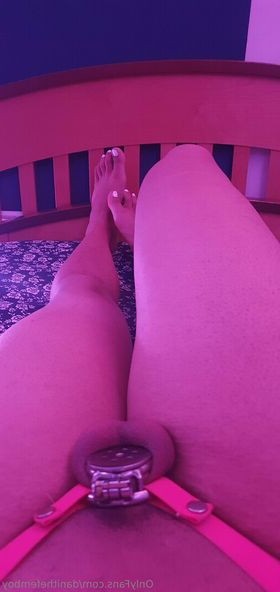 danithefemboy Nude Leaks OnlyFans Photo 8