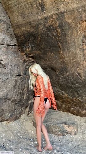 sof1dze Nude Leaks OnlyFans Photo 5